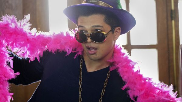 Crazy Ex-Girlfriend - Will Scarsdale Like Josh's Shayna Punim?