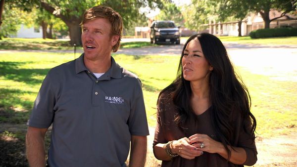 Fixer Upper - Country Life