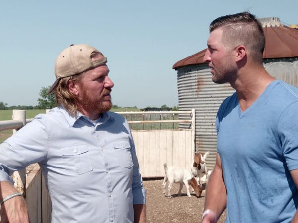 Fixer Upper - Touchdown for a Family in Need