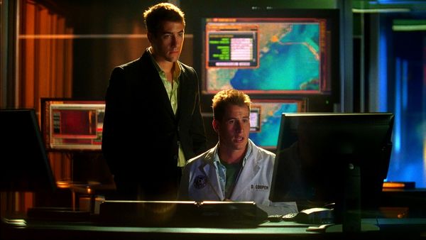 CSI: Miami - Dou-lhe Duas, Dou-lhe Três, Vendido!
