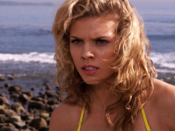 90210 - Pelea de Chicas