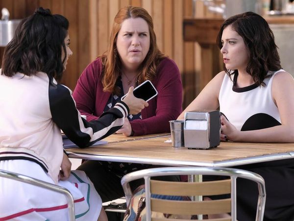 Crazy Ex-Girlfriend - Josh Is A Liar.