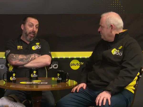 900 Seconds With… - 900 Seconds With Richie Howson