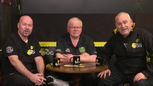 900 Seconds With… - 900 Seconds With Les Dodd