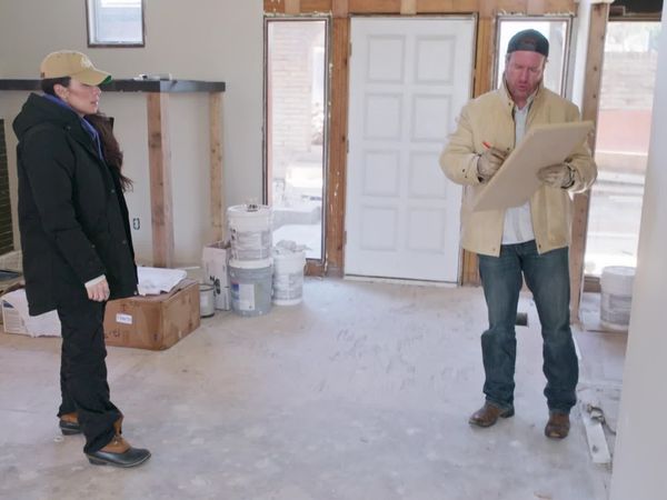 Fixer Upper: The Lakehouse - Artfully Merging Two Styles