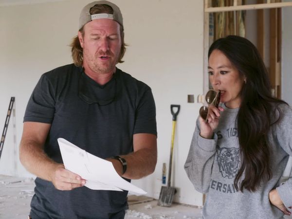 Fixer Upper: Welcome Home - A Neglected Home for Newlyweds