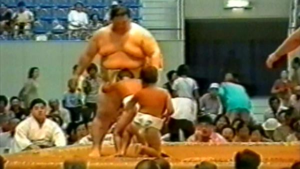 Life's Funniest Moments - Sumo Wrestler