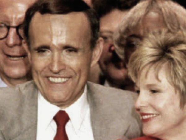 Giuliani: What Happened to America's Mayor? - The Myth