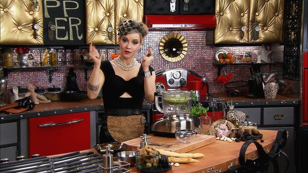 Bitchin' Kitchen - Breakup Bonanza