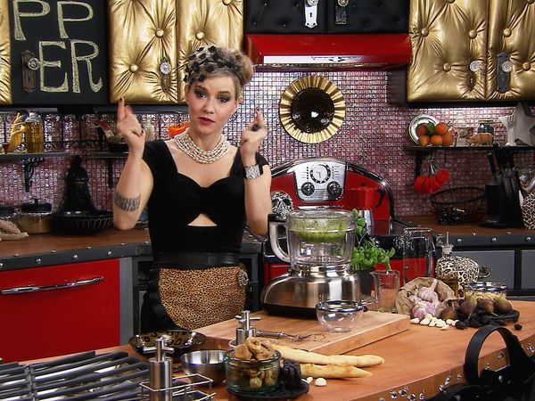 Bitchin' Kitchen - Breakup Bonanza