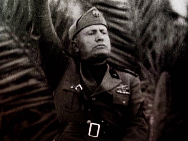 WWII: Witness To War - Desert War