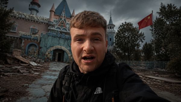 Exploring With Josh - Exploring China's Largest Abandoned Theme Park (Fake Disneyland)