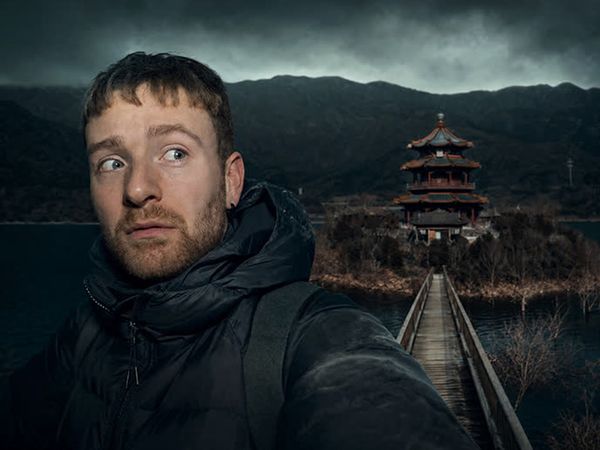 Exploring With Josh - Exploring UNDERWATER Disney - China's Abandoned Theme Park