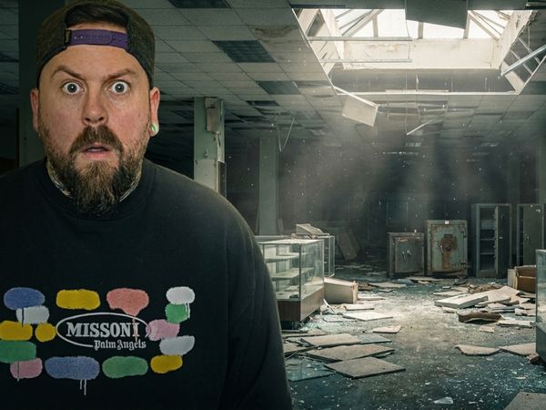 Exploring with Fighters - The Mall That Swallowed Everything