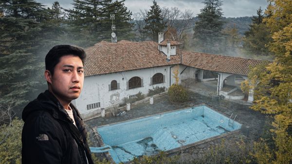 Steve Ronin - Abandoned Millionaire’s Christmas Mansion