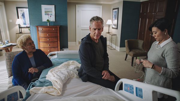 NCIS: New Orleans - Der Mann im roten Anzug