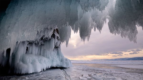 Secrets In The Ice - Finger Of Death