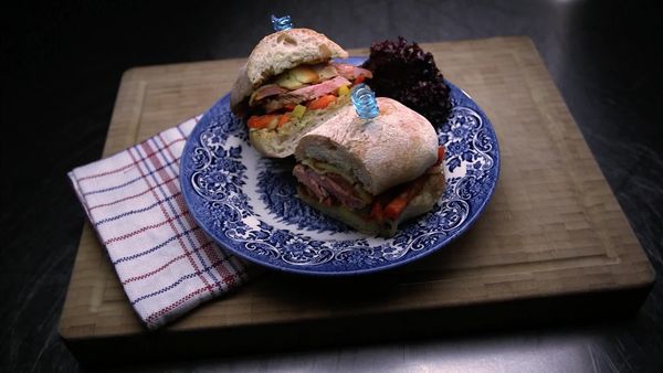 Restaurant Takeover - Portugril