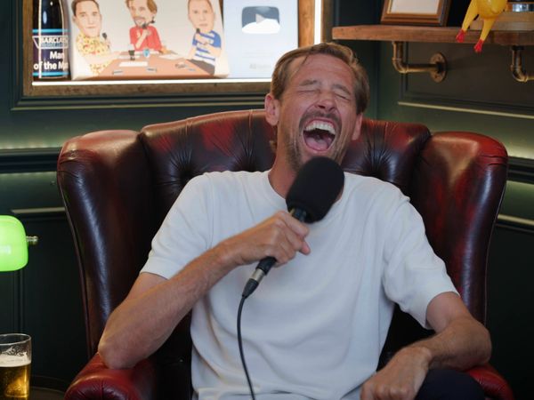 That Peter Crouch Podcast - Football’s WILDEST Holiday Stories – “We Were Told to Miss Europe on Purpose!”