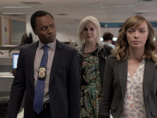 iZombie - Dead Air