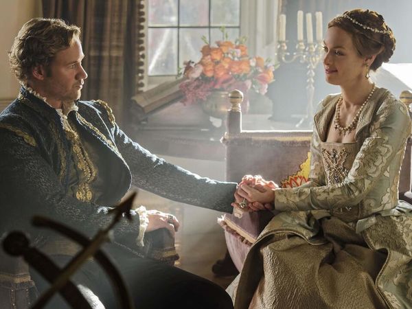 Reign - A Bride. A Box. A Body.