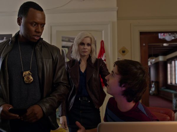 iZombie - Zombie Bro
