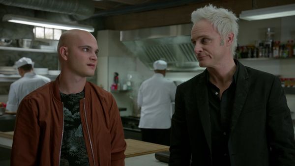 iZombie - Chivalry is Dead