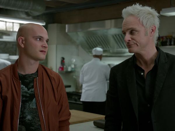 iZombie - Chivalry is Dead