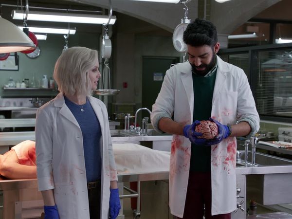 iZombie - Pour Some Sugar, Zombie