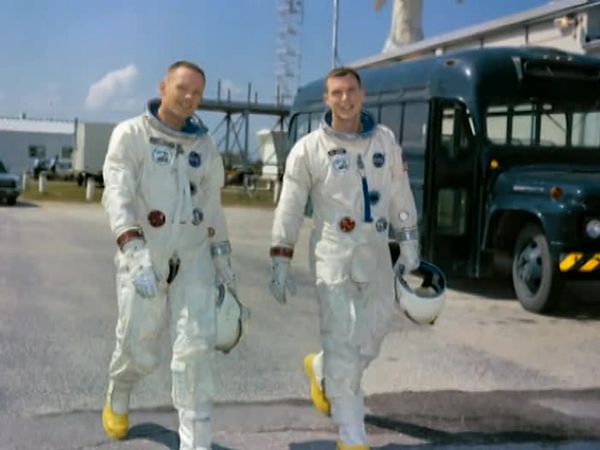 Expeditions to the Edge - Lost in Space