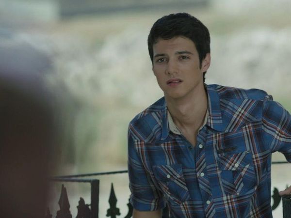 Karagül – Black Rose - Episode 4