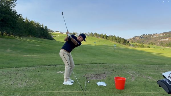 Casual Golf - Estebans Golf - How To Hit Better Wedges