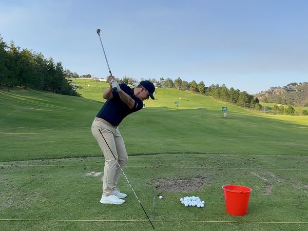 Casual Golf - Estebans Golf - How To Hit Better Wedges