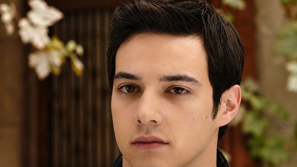 Karagül – Black Rose - Episode 14