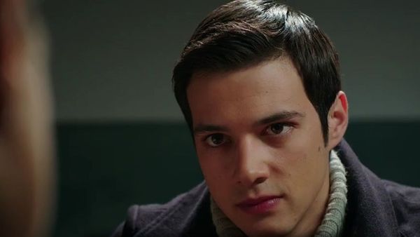 Karagül – Black Rose - Episode 22