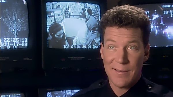World's Wildest Police Videos - Episode 19