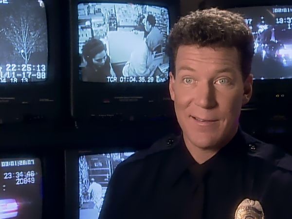 World's Wildest Police Videos - Episode 19