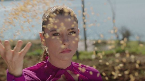 Karagül – Black Rose - Episode 26