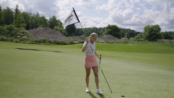 Casual Golf - Johanna Johnson Golf - Kan jag gå under par på Salems GK