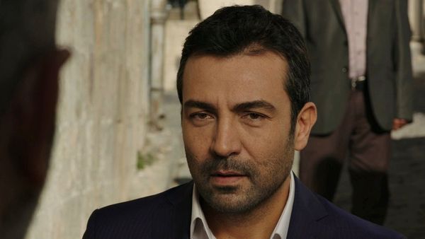 Karagül – Black Rose - Episode 12