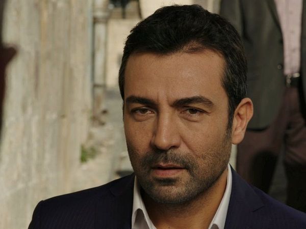 Karagül – Black Rose - Episode 12