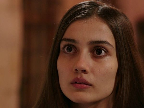 Karagül – Black Rose - Episode 13