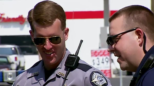 World's Wildest Police Videos - Episode 12