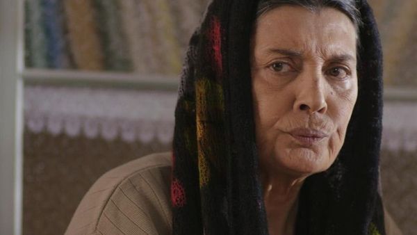 Karagül – Black Rose - Episode 31