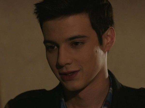 Karagül – Black Rose - Episode 4