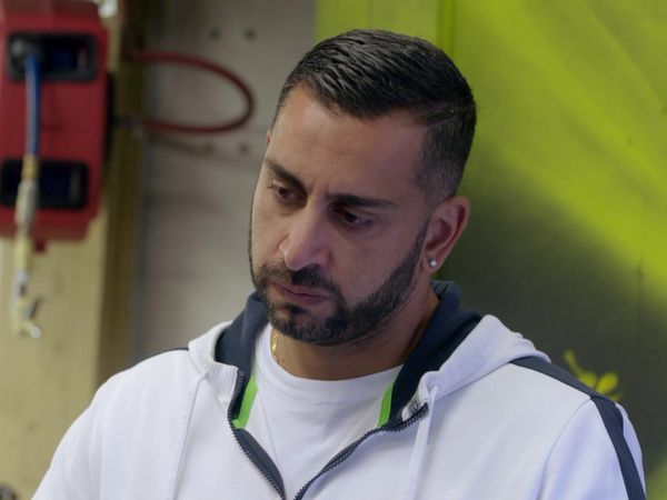 Supercar Customiser: Yianni - Home and Away