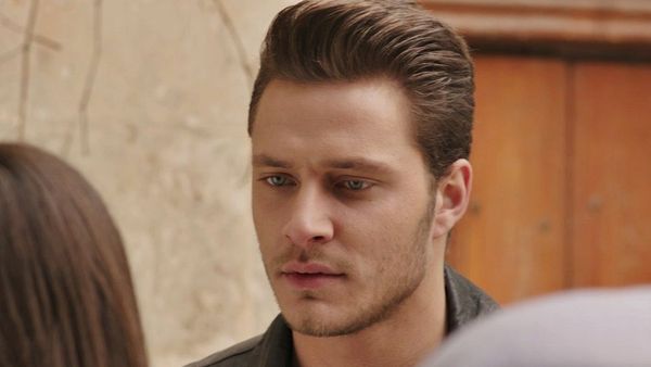 Karagül – Black Rose - Episode 19