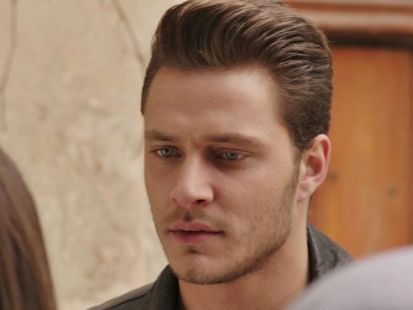 Karagül – Black Rose - Episode 19