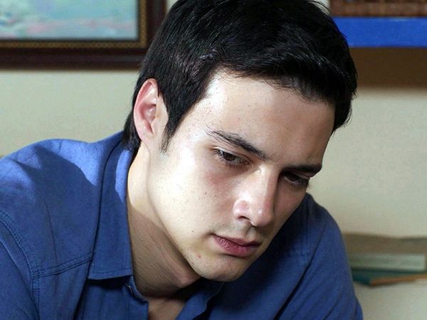 Karagül – Black Rose - Episode 32