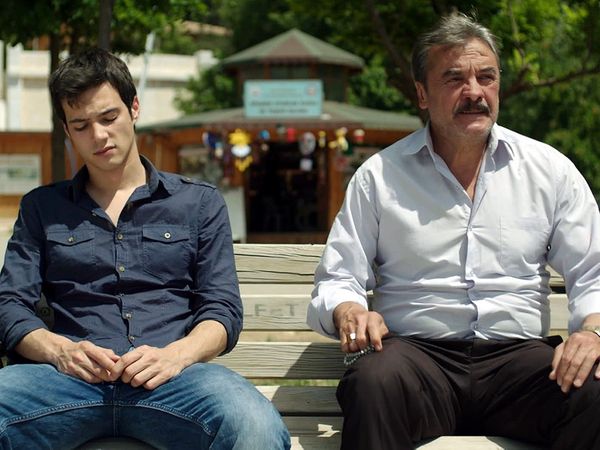 Karagül – Black Rose - Episode 34